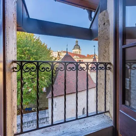Apartment Petit Loft Des Prisons