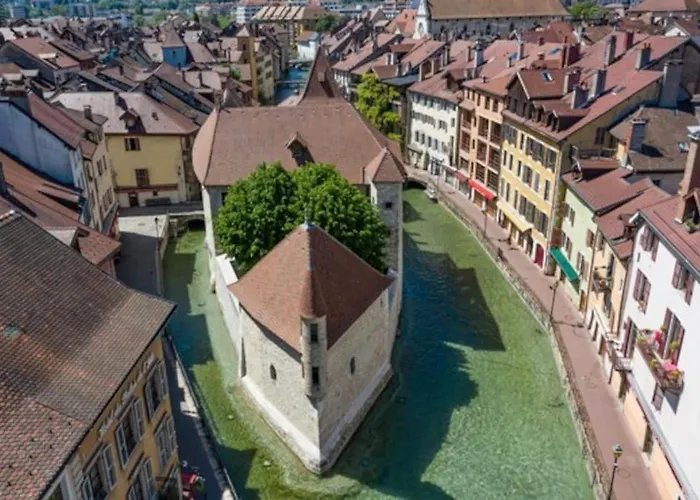 Petit Loft Des Prisons Appartement Annecy